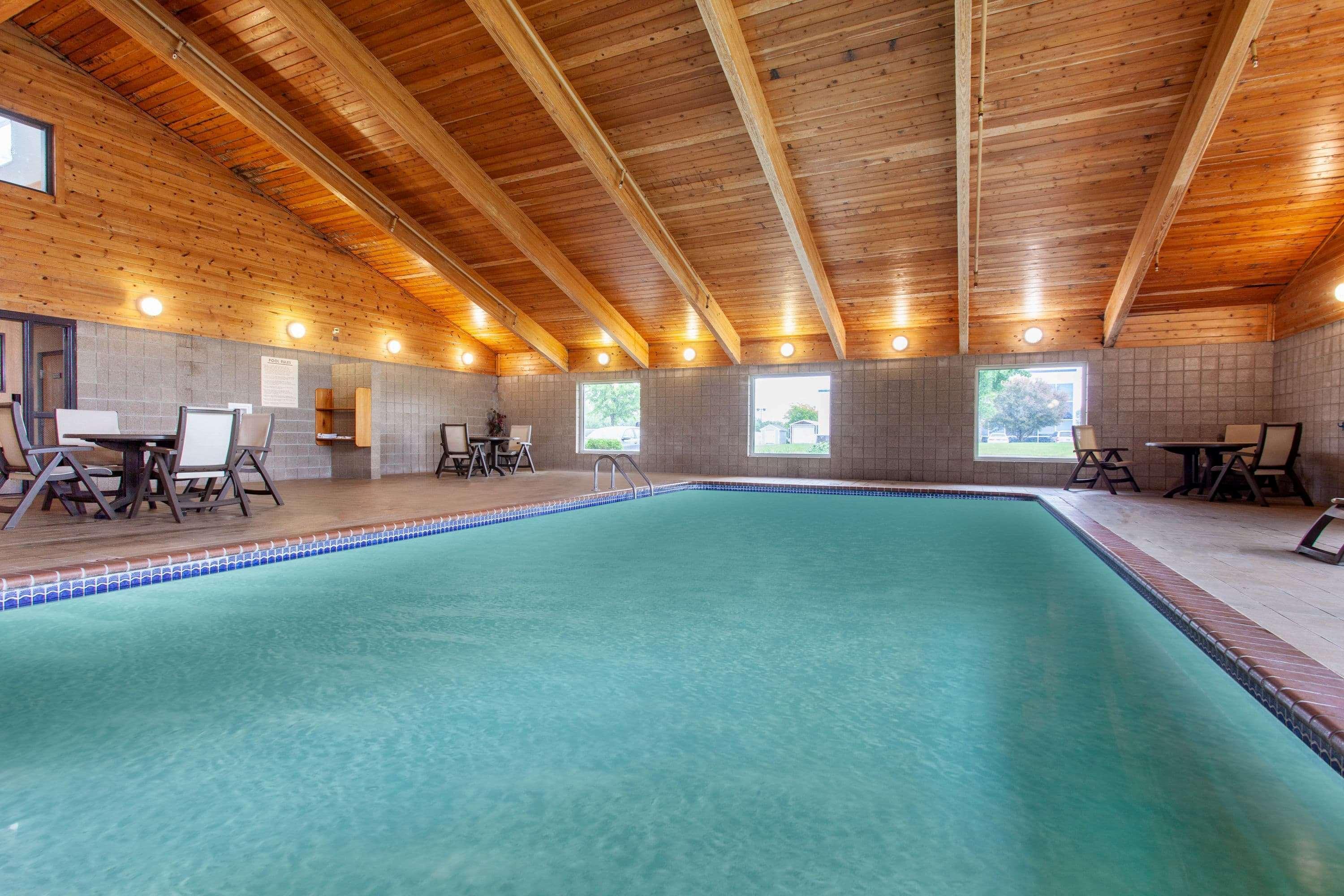 Americinn By Wyndham Northfield Εξωτερικό φωτογραφία