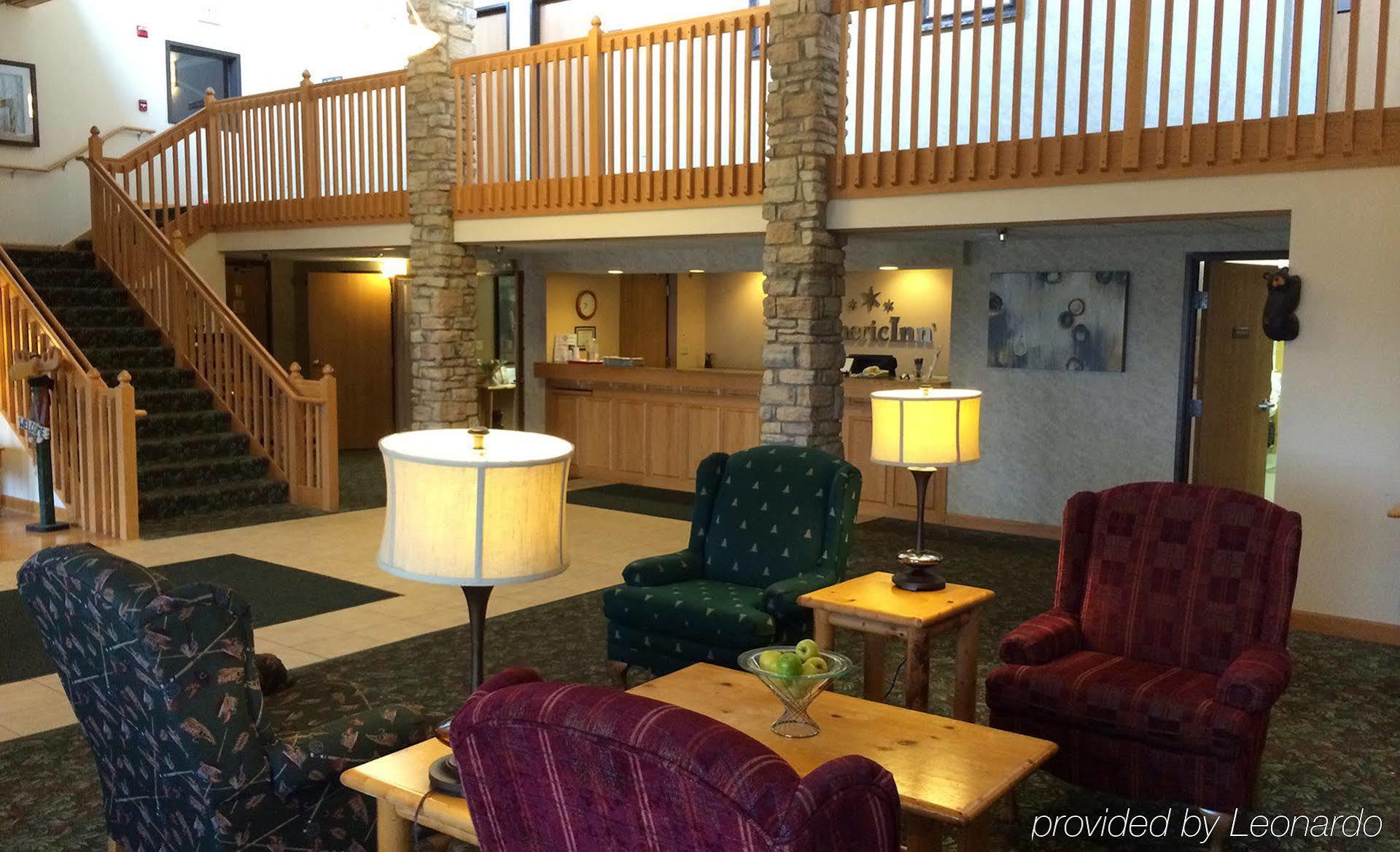 Americinn By Wyndham Northfield Εξωτερικό φωτογραφία